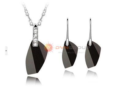 Rhodium Plated | Fashion Pendant Sets